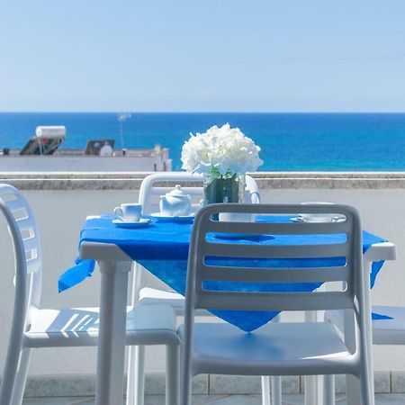 Spiaggia Bianca Apartments Torre Vado Exterior photo