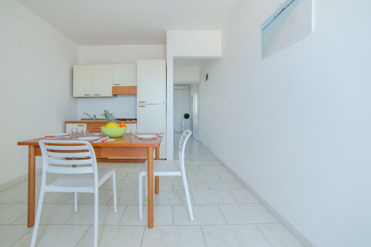 Spiaggia Bianca Apartments Torre Vado Exterior photo
