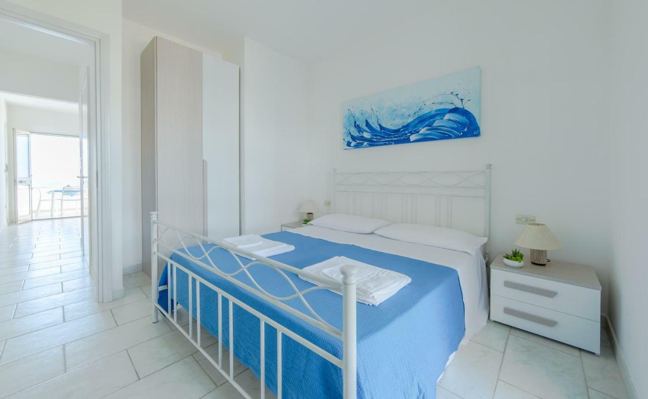Spiaggia Bianca Apartments Torre Vado Exterior photo